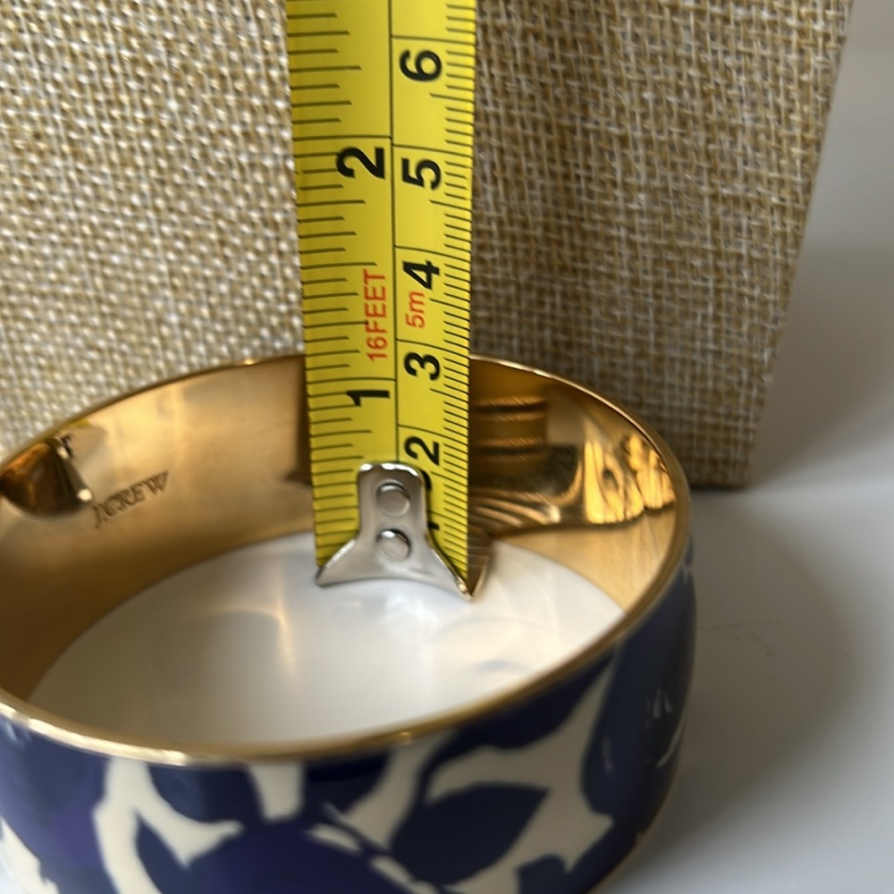 NWOT J Crew Wide Bangle Blue White Gold Enamel Floral Design Bracelet Stack NWOT - Picture 3 of 4